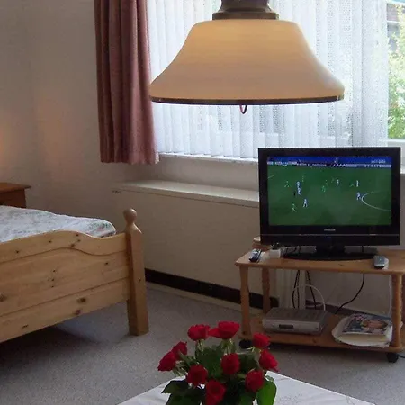 度假居 In Foehr With 2 Bedrooms *